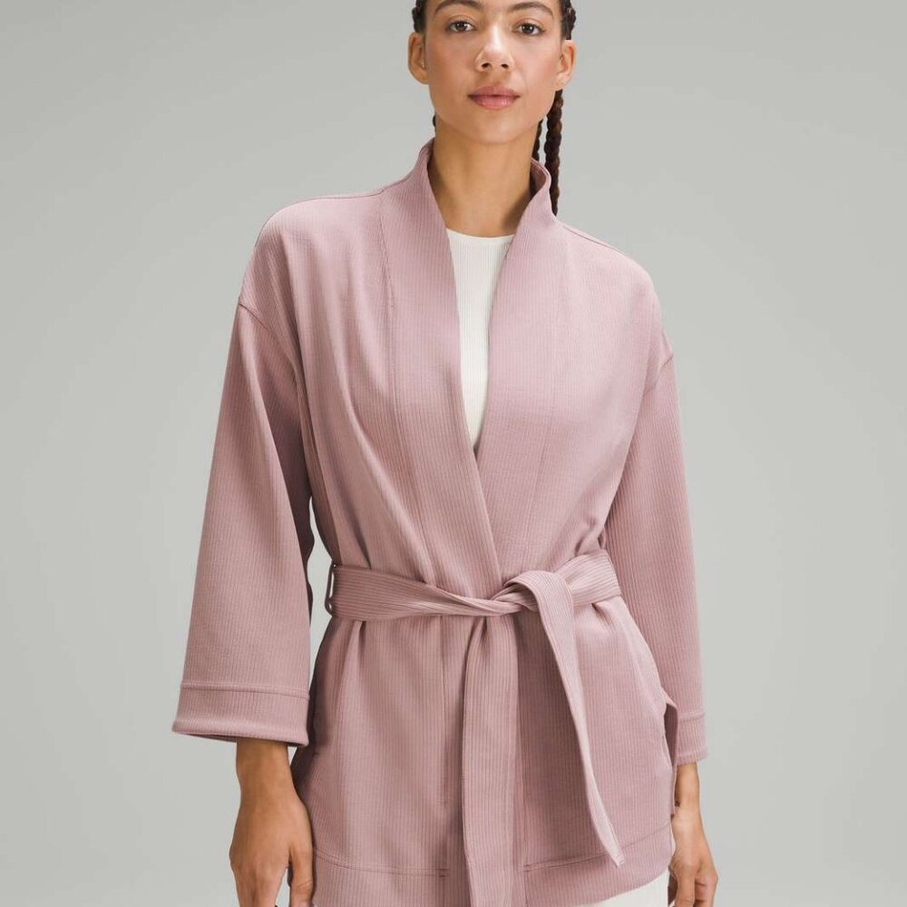 🍋 Lululemon Ribbed Softstreme Belted Wrap Twilight Rose (Size 6)